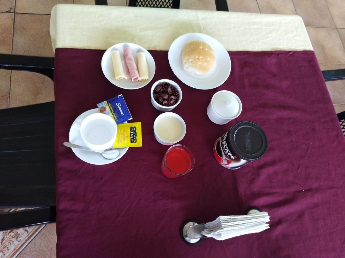 איקוויקה Hostal Rozal Spa Hospicio מראה חיצוני תמונה